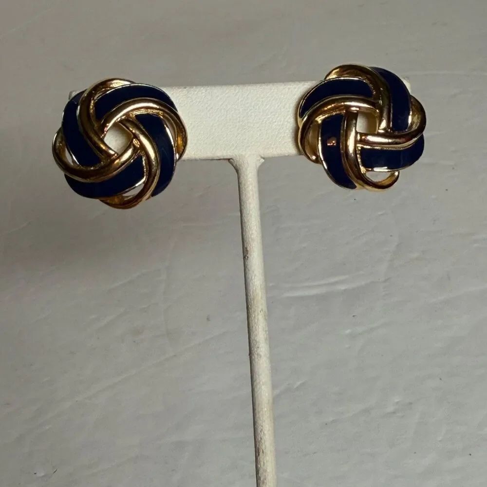 Vintage Trifari Gold Tone Blue Enamel Knot Clip On Earrings Signed 1" Pair